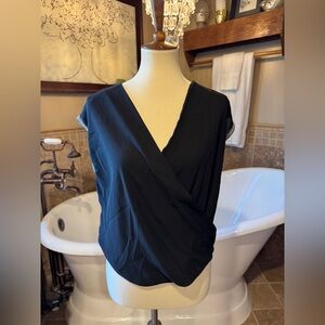 Dahlya Chic Black Wrap Blouse size small